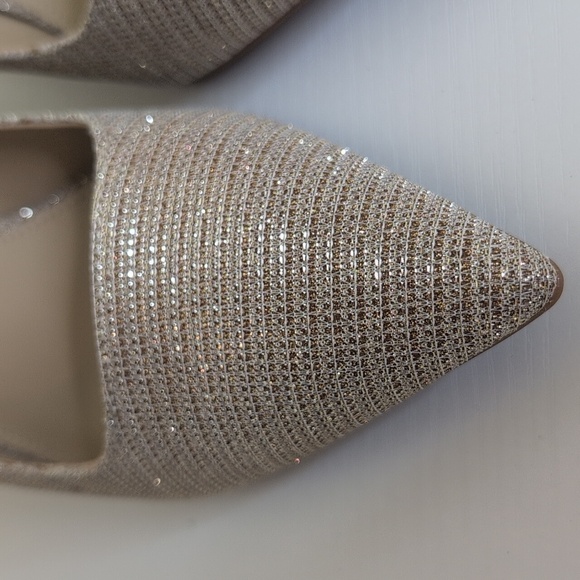 Michael Kors 7.5 Alina Flex Pump Pale Gold Glitter Chain Mesh Heels, NEW - Picture 5 of 11